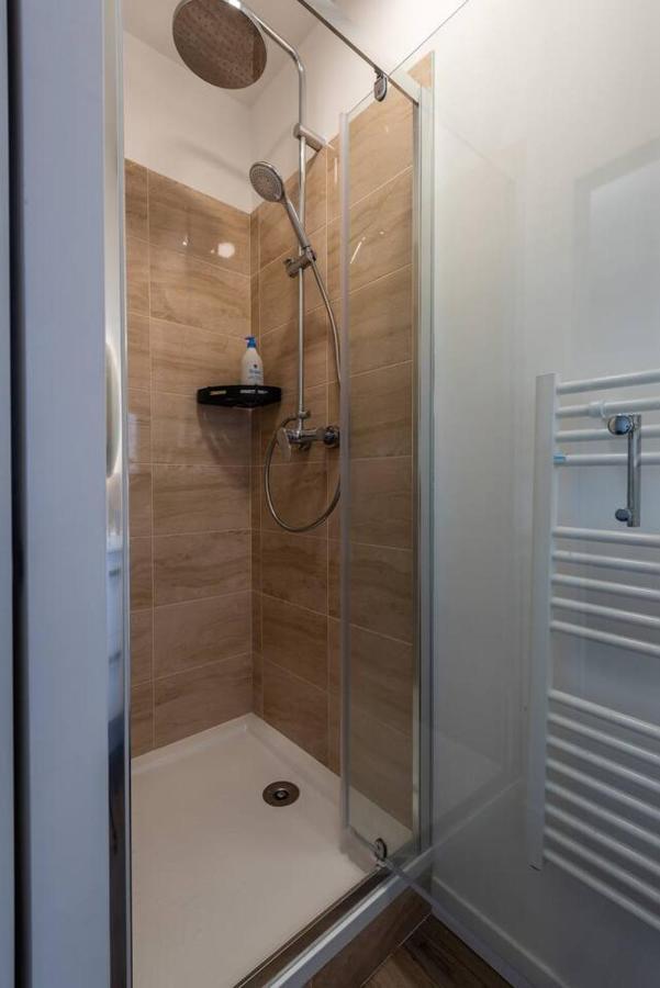 L E Trianon B Avec Salle De Sport รูออง ภายนอก รูปภาพ